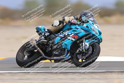 media/Sep-10-2022-SoCal Trackdays (Sat) [[a5bf35bb4a]]/Turn 6 (1140am)/